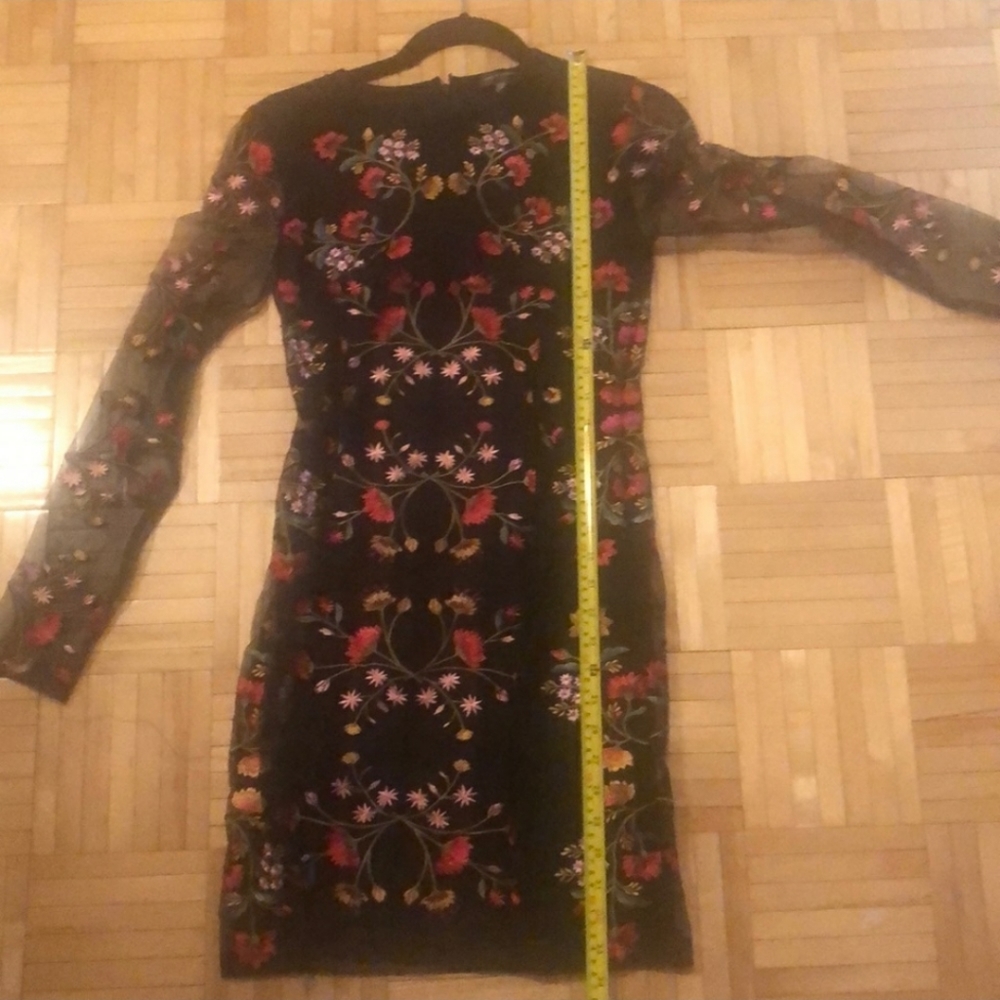 EUC Yigal x Aqua floral long sleeve dress size S - Picture 5 of 6
